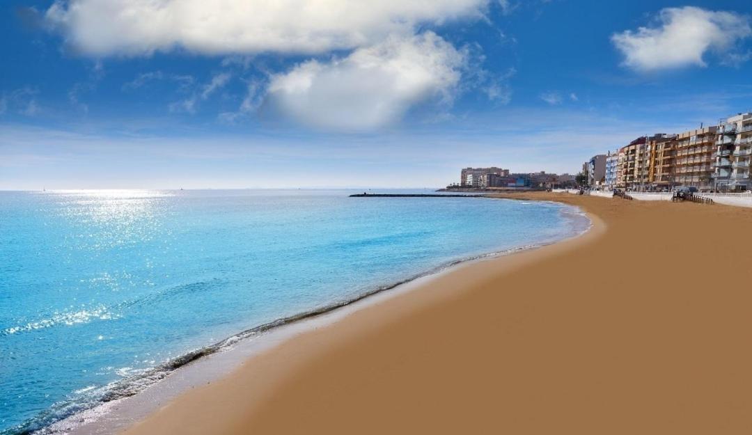Big Penthouse For 10 Per Appartement Torrevieja Buitenkant foto