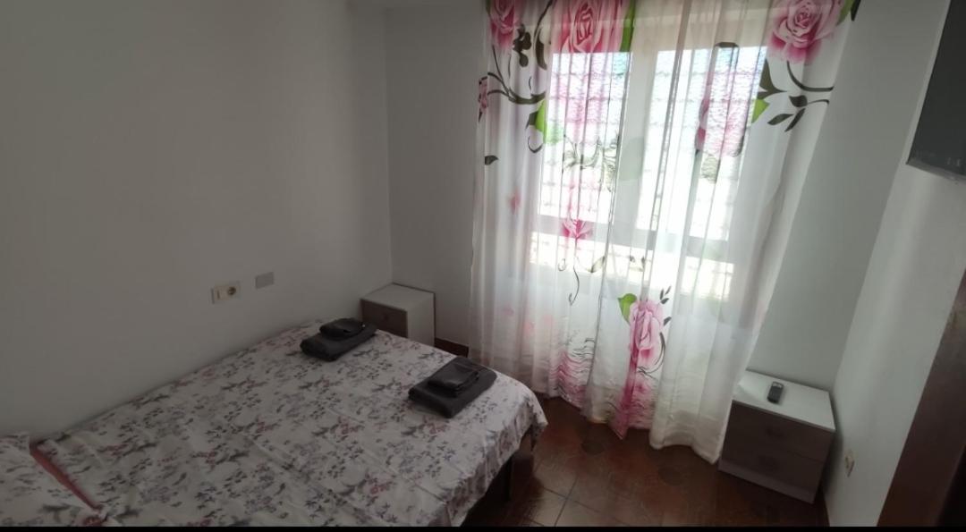 Big Penthouse For 10 Per Appartement Torrevieja Buitenkant foto