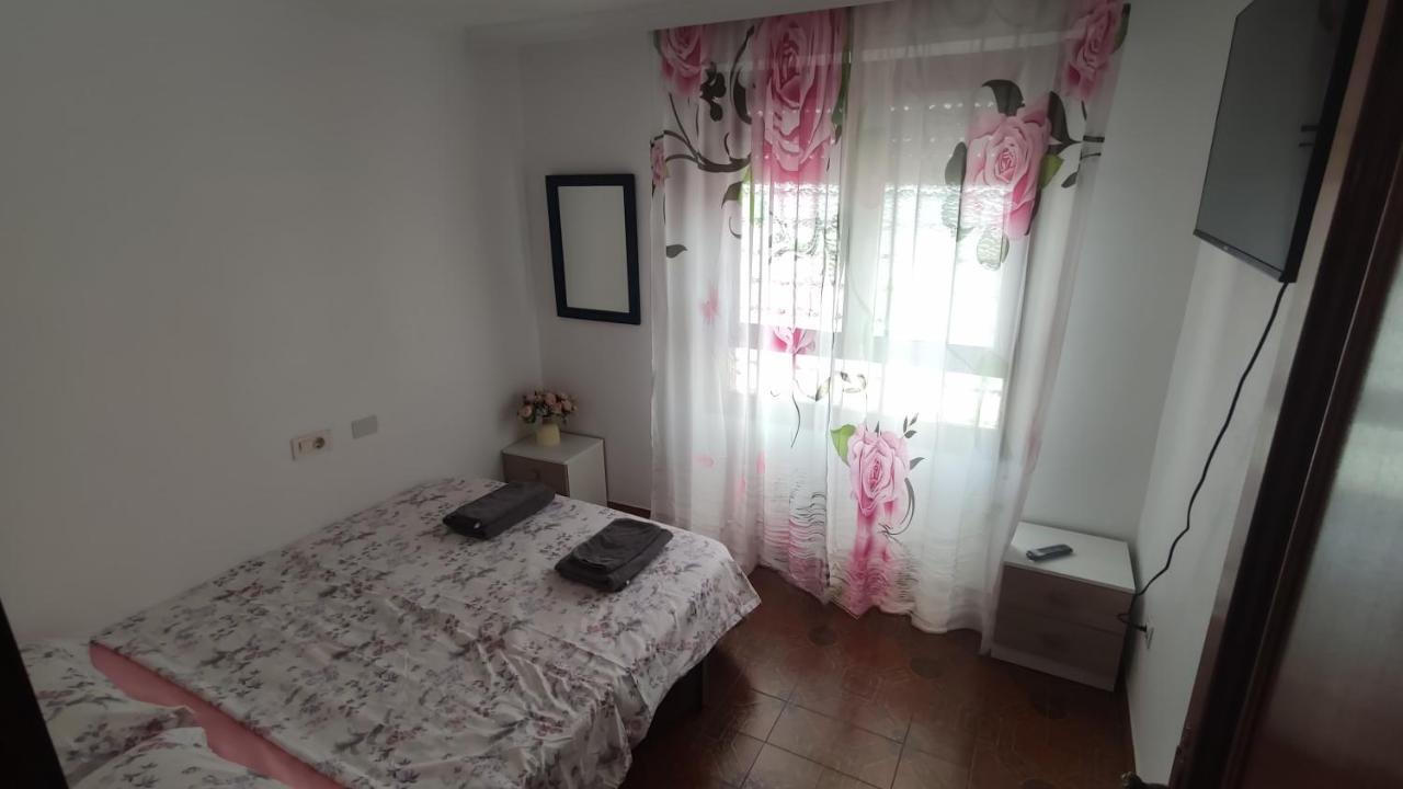 Big Penthouse For 10 Per Appartement Torrevieja Buitenkant foto