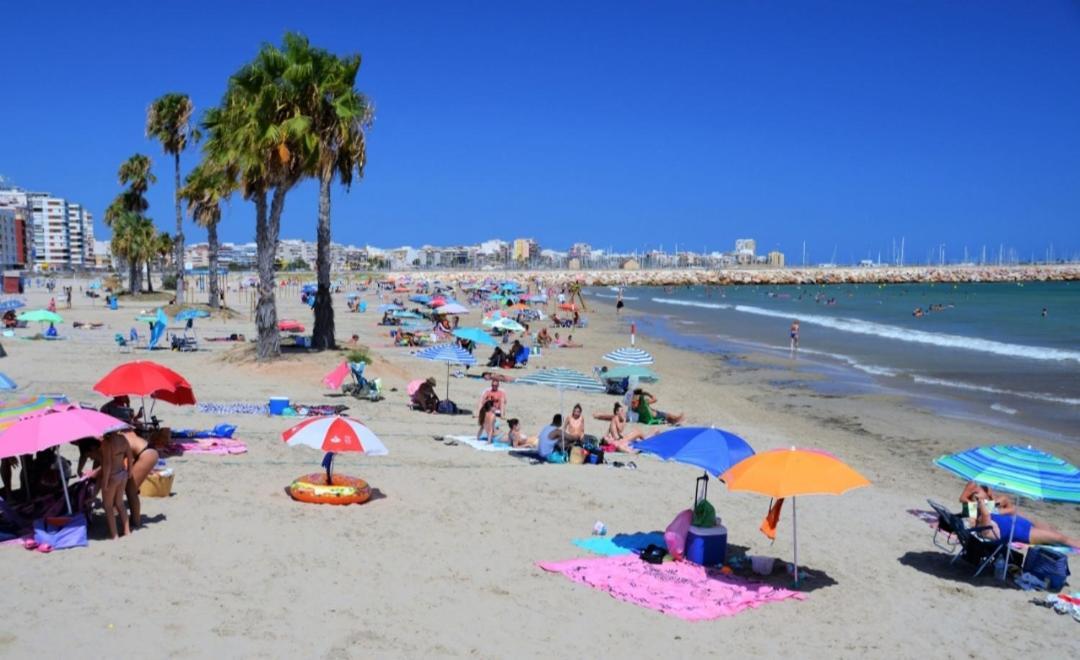 Big Penthouse For 10 Per Appartement Torrevieja Buitenkant foto
